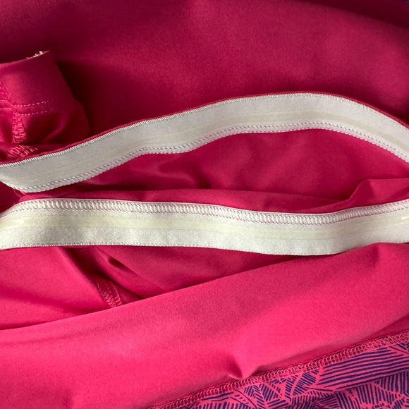 Vineyard Vines tennis/golf skort. Blue/pink. Size M - Picture 3 of 10